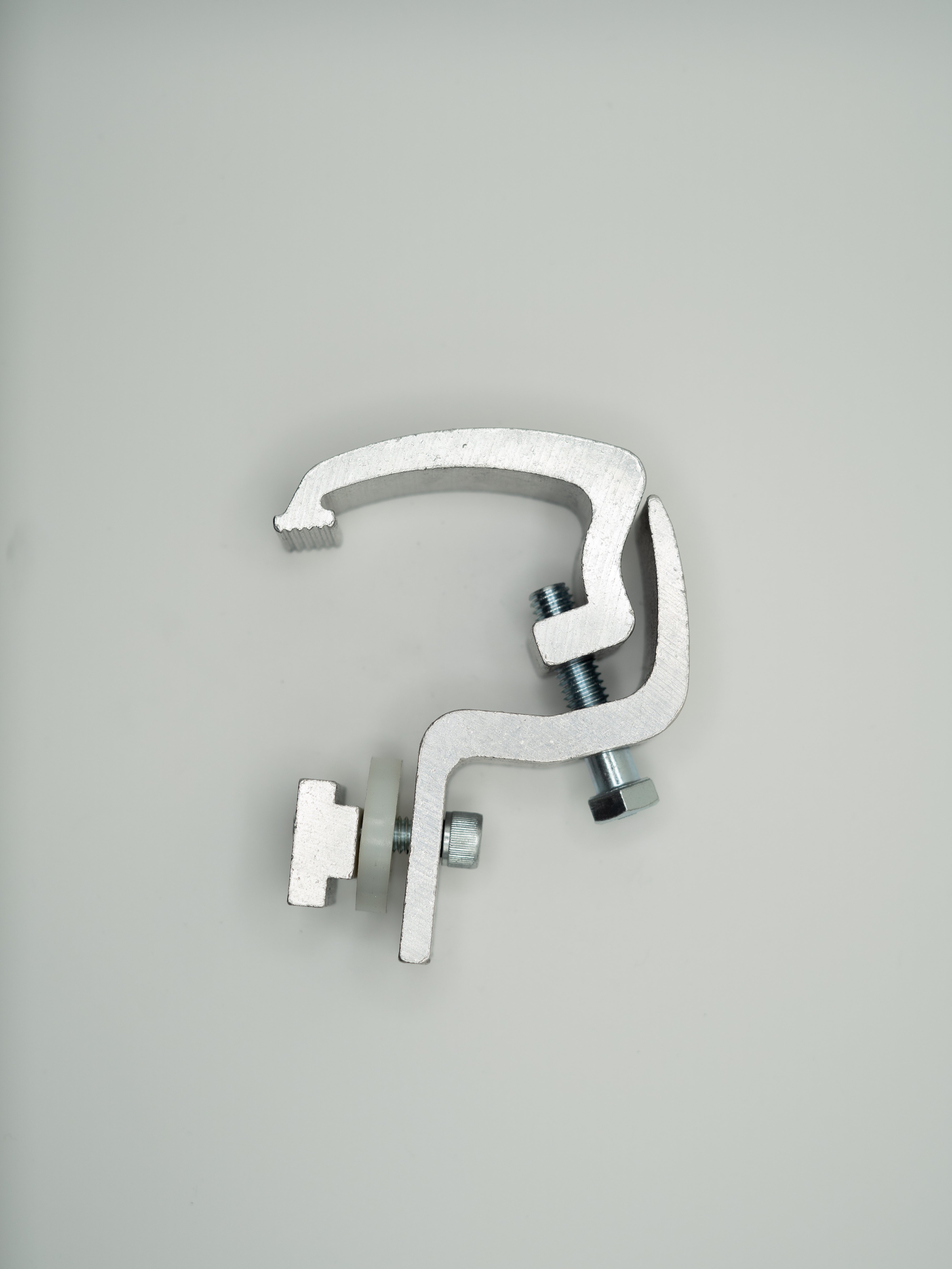 16+ Tacoma Clamp (Pack of 4) - Truck Stuff HQ