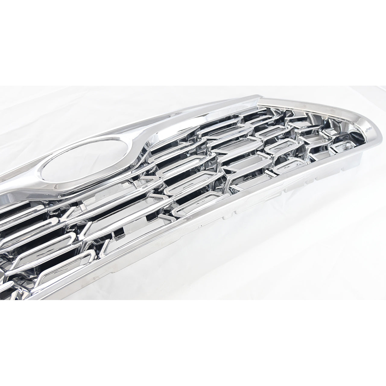 Trim Illusion - Chrome Patented Snap-on W/Tape Patented Grille Overlay 20-23 Toyota Highlander Does not fit XSE Fits grille W/ or W/O Camera 1 PC